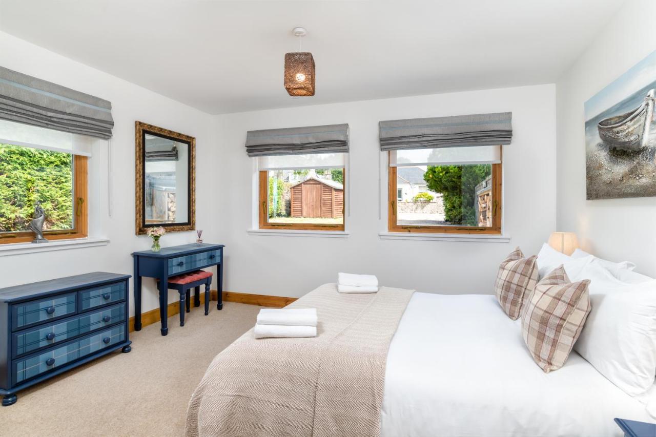 Dormie Cottage, Lovely Bright And Spacious Bungalow With Wood Fire Ballater Exterior foto